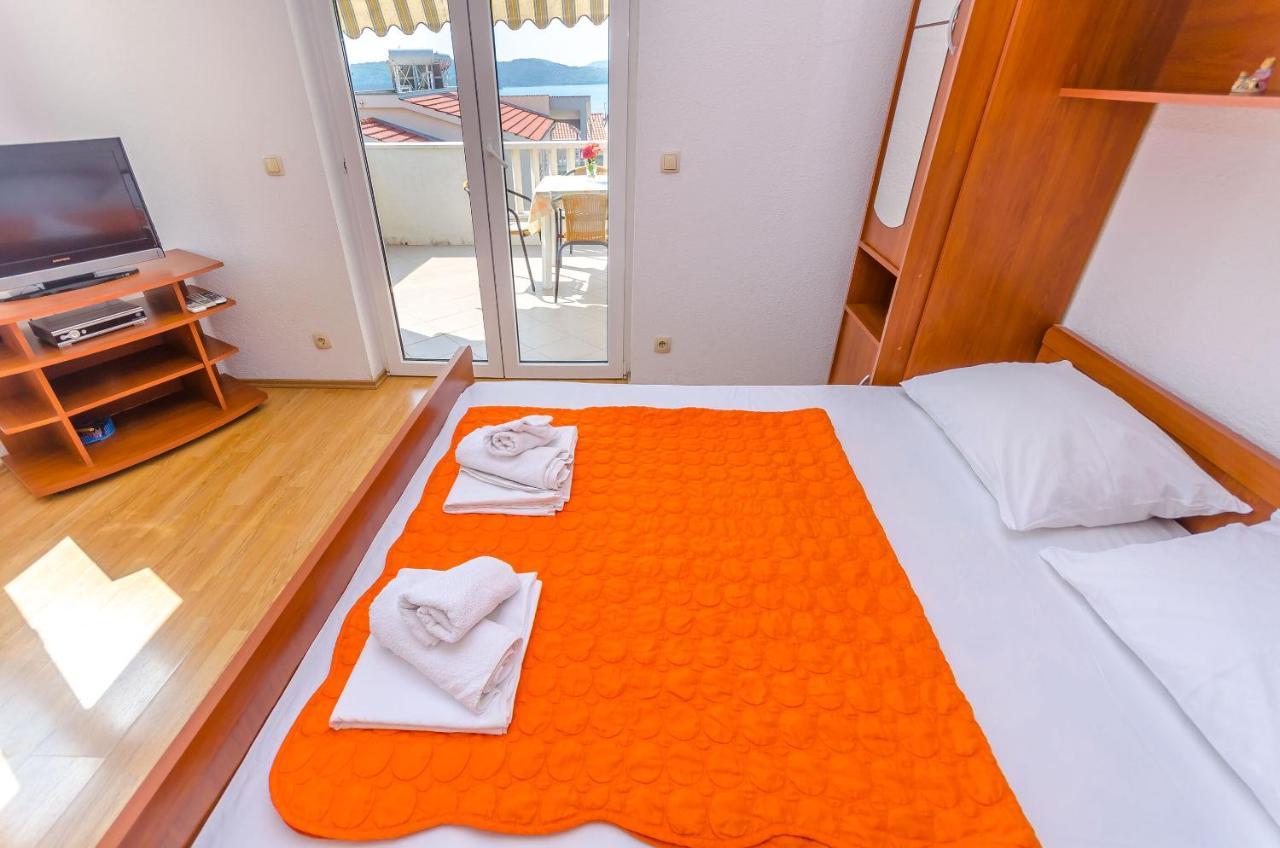 Apartments Tily Trogir Luaran gambar