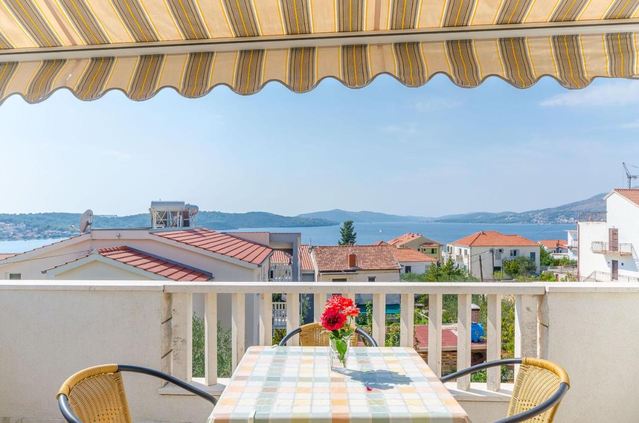 Apartments Tily Trogir Luaran gambar