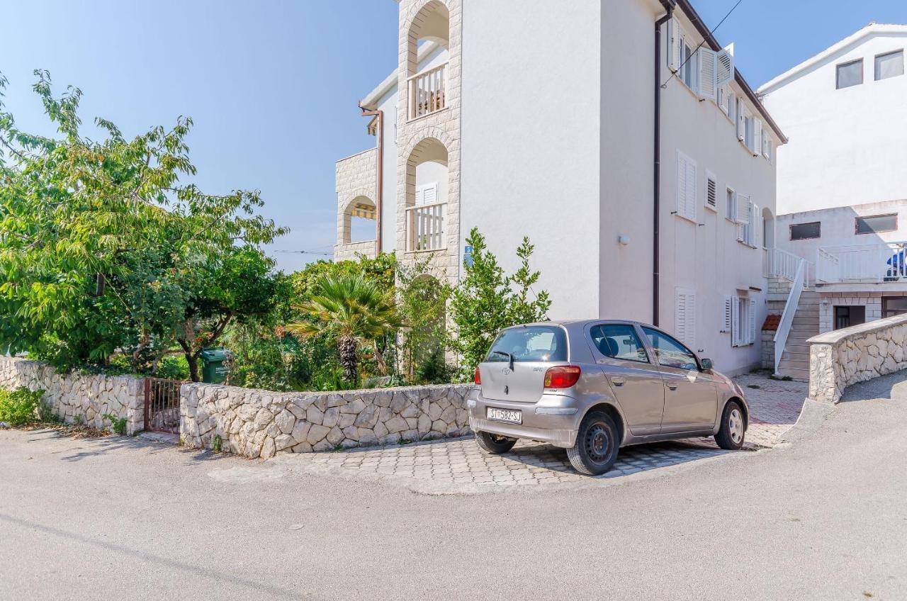 Apartments Tily Trogir Luaran gambar