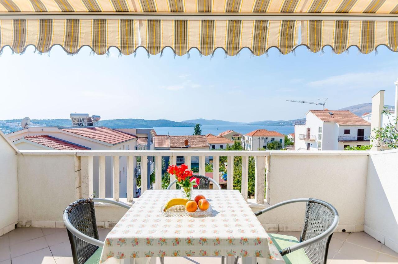 Apartments Tily Trogir Luaran gambar