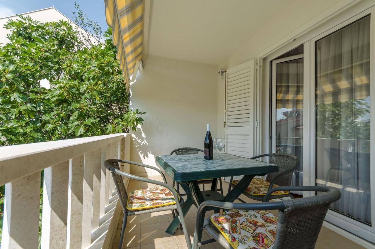 Apartments Tily Trogir Luaran gambar