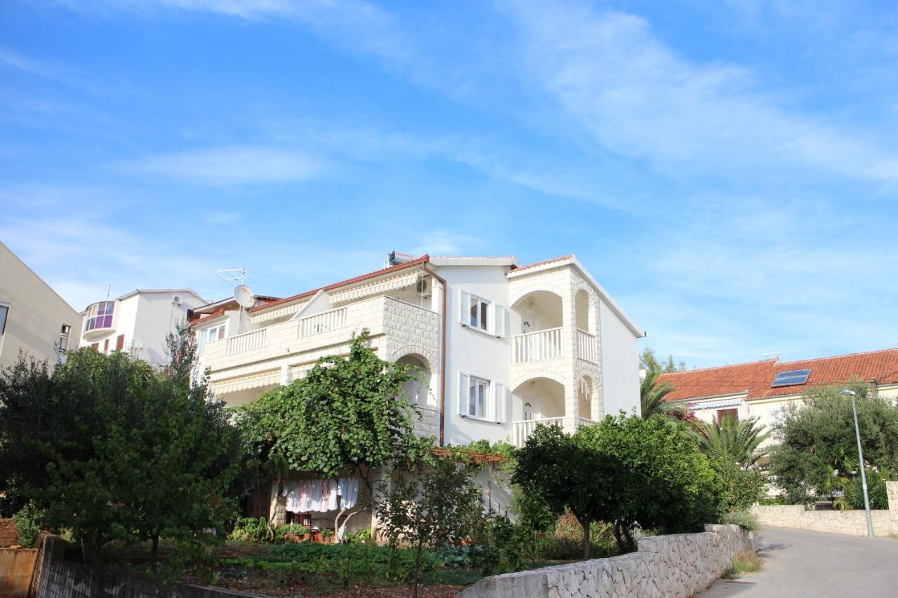 Apartments Tily Trogir Luaran gambar