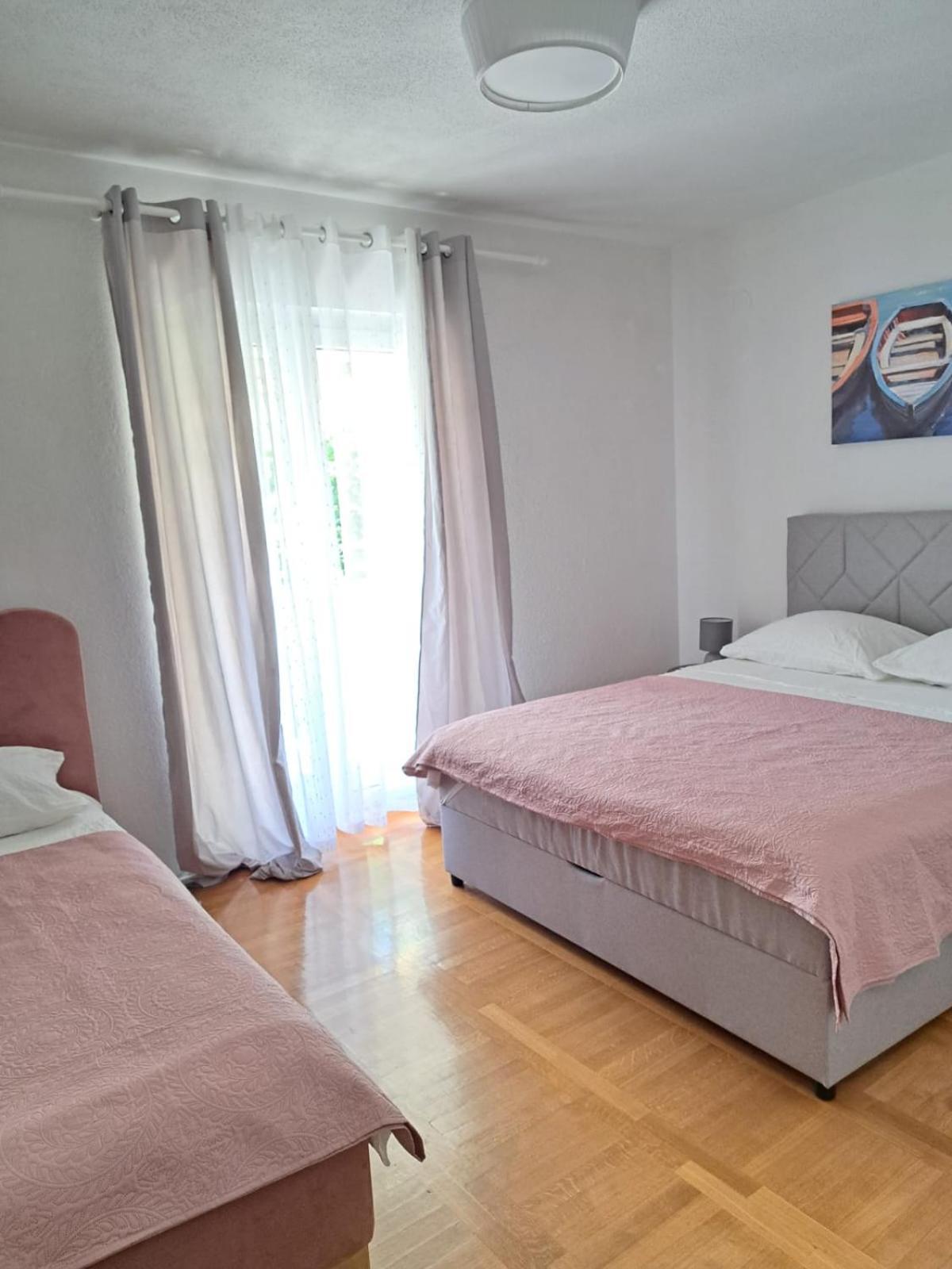 Apartments Tily Trogir Luaran gambar