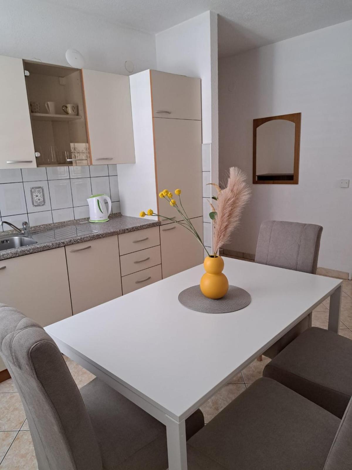 Apartments Tily Trogir Luaran gambar